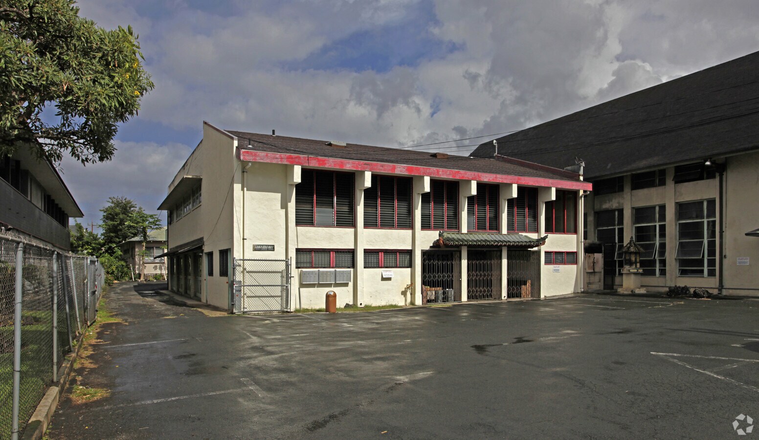 Photo - 1612-1616 Nuuanu Ave Apartments