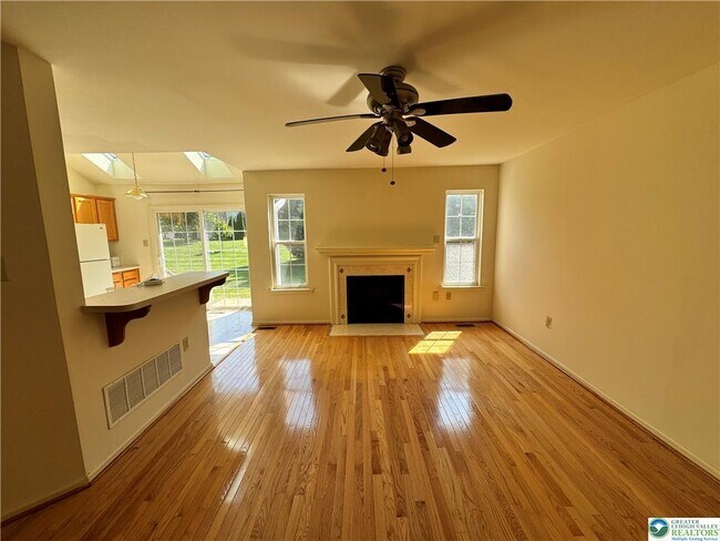 Photo - 4142 Huckleberry Dr