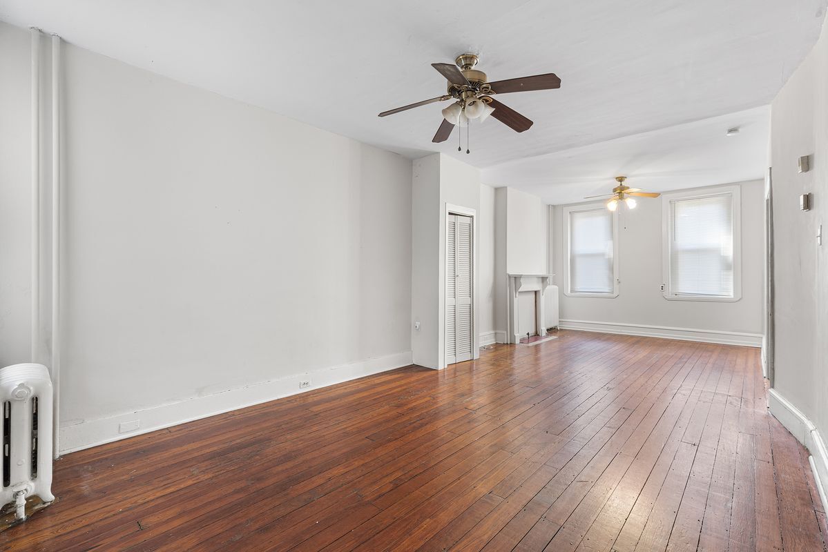 Photo - 106 Kalos St