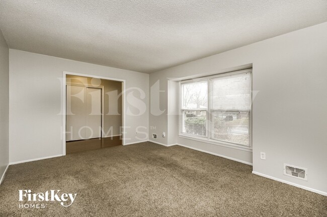 Photo - 11943 Manchester Ave