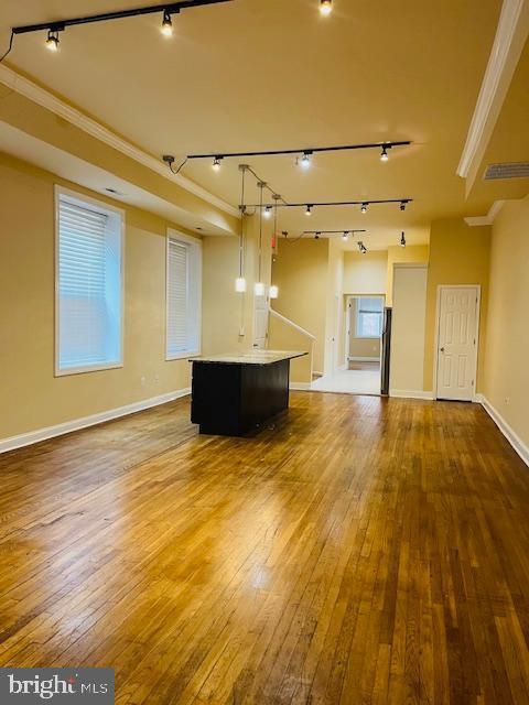 Photo - 338 N Charles St