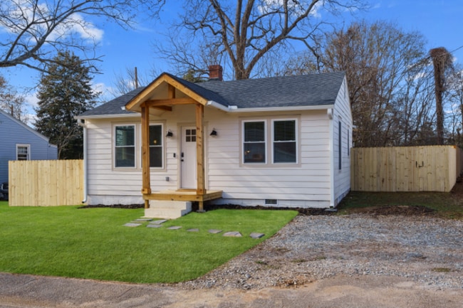 Building Photo - 3 Leonard St