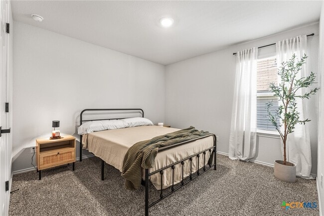 Photo - 1427 Brookfield St