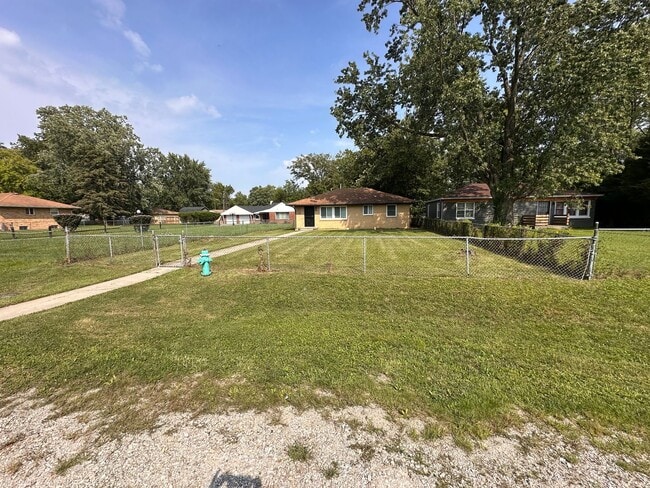 Photo - 4013 N Grand Ave