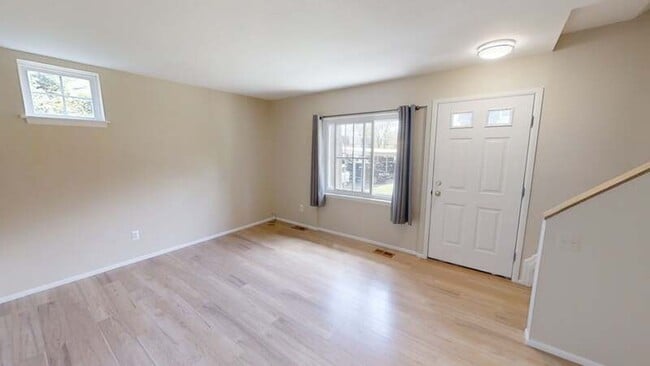 Photo - 529 Longshore Dr Unit A