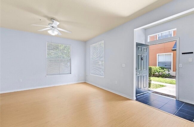 Photo - 6017 Westgate Dr Unit 913