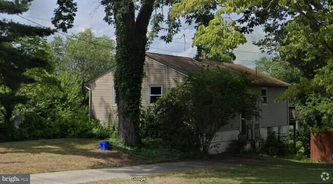 Building Photo - 219 Hamilton Rd Rental