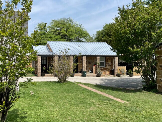 Photo - 1201 E Wise St