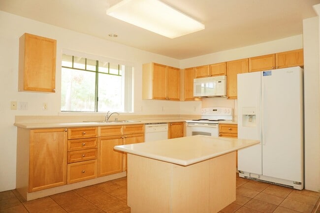 Photo - Centrally located Waipahu Single Family Home!