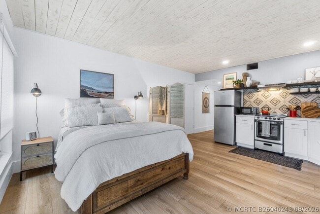 Building Photo - 11863 Wimbledon Cir Unit 444