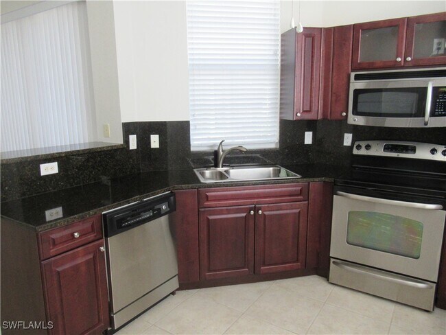8561 Evernia Ct Unit 101