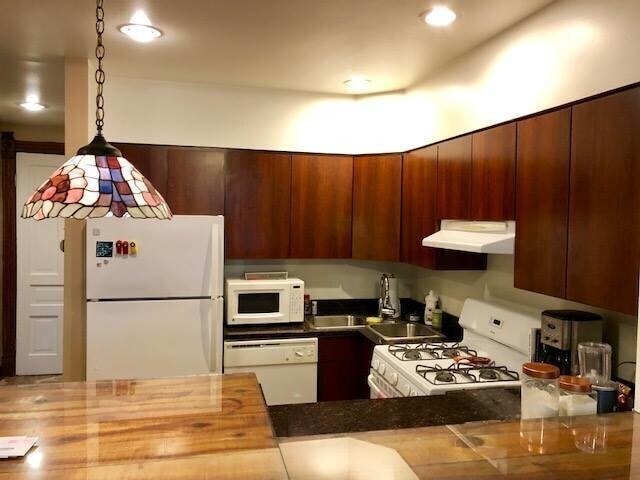 Photo - 2023 N Kenmore Ave Unit 01F