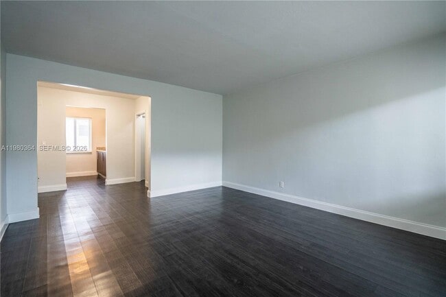 Photo - 7311 Byron Ave Unit 11