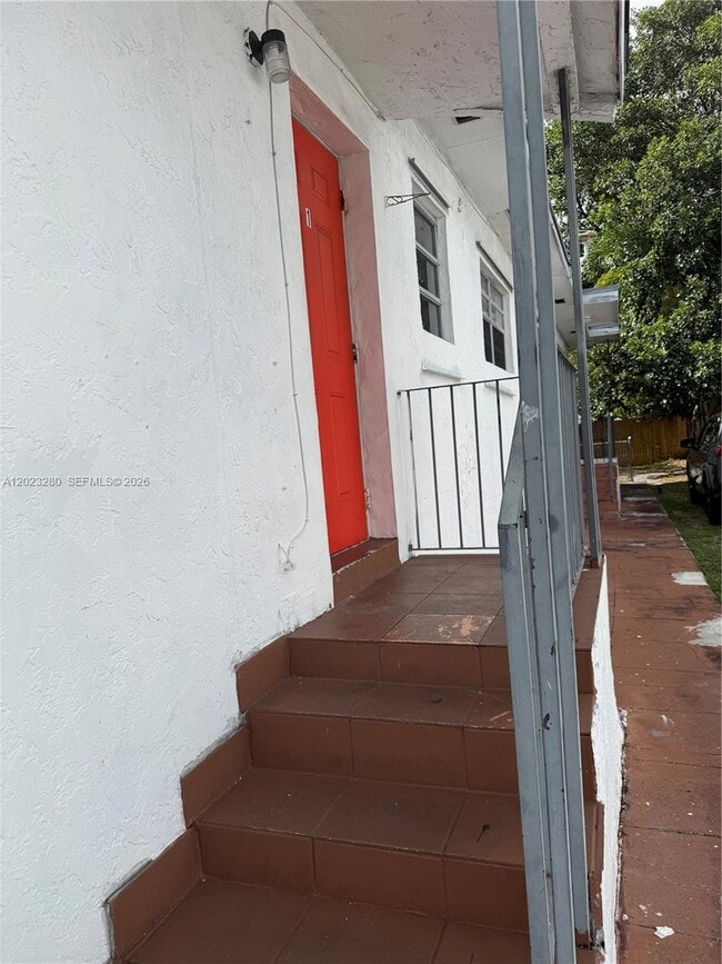 Building Photo - 4871 W Flagler St Unit 1