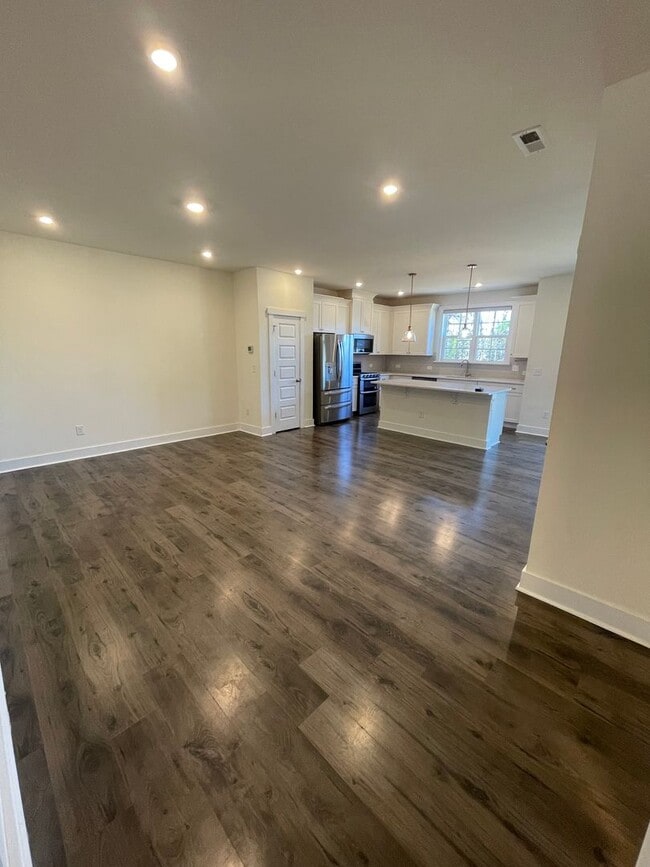 Photo - Charming 4 Bedroom Home Located In Cary