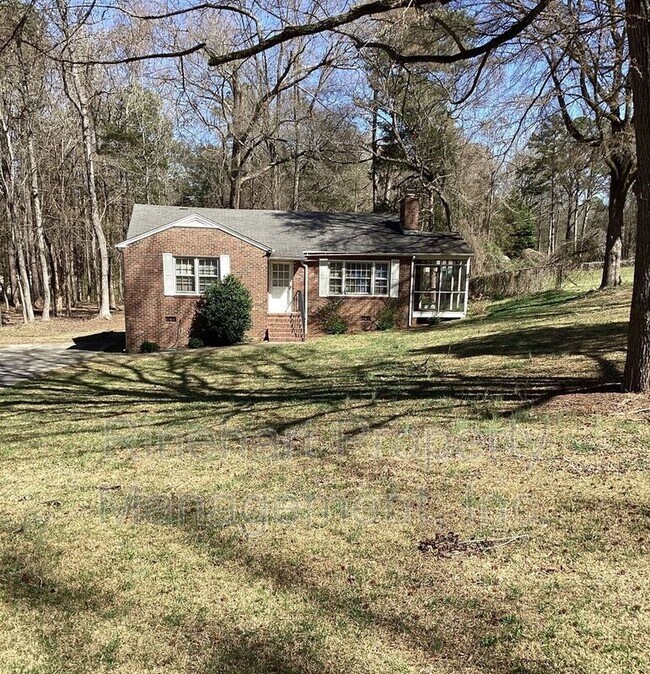 Photo - 3016 Hilton Rd