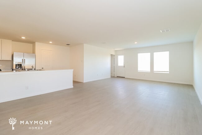 Photo - 3048 Yellow Pne Ave