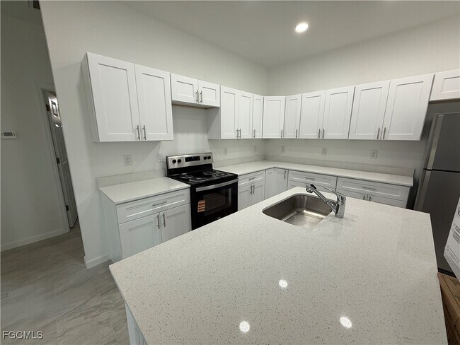 Photo - 106 Moore Ave