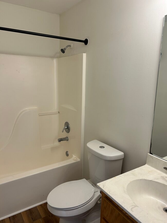 Photo - 63 Farm View Cir