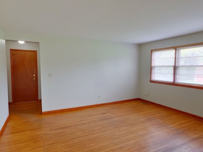 Photo - 3456 S Everett St