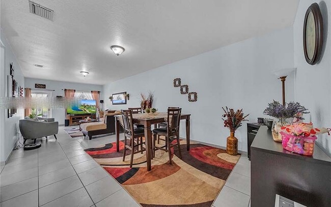 Photo - 7567 N Augusta Dr