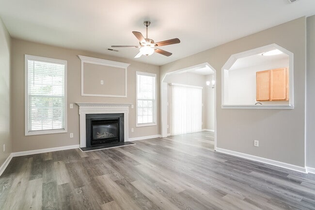 Photo - 8137 Marshall Brae Dr