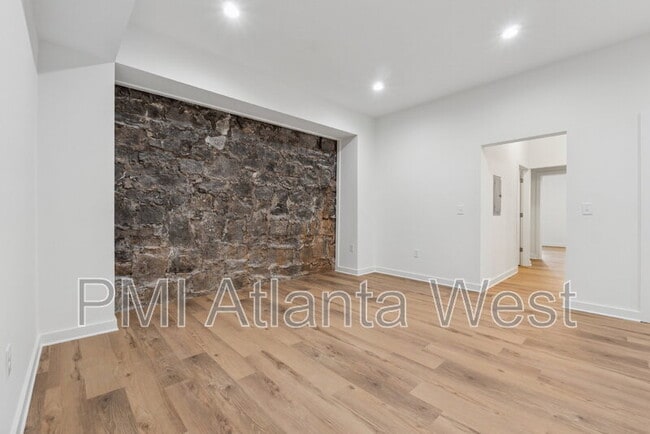 Photo - 750 Cascade Pl SW Unit 1