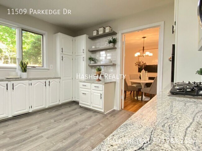 Photo - 11509 Parkedge Dr