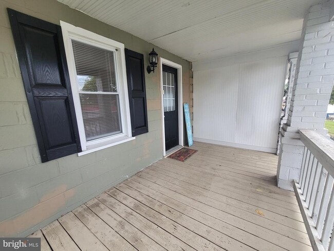Photo - 235 Millwood Ave