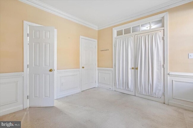 Photo - 1053 N Stuart St