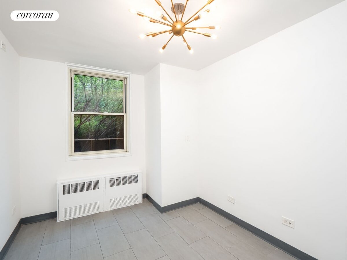 Photo - 185 E 85th St