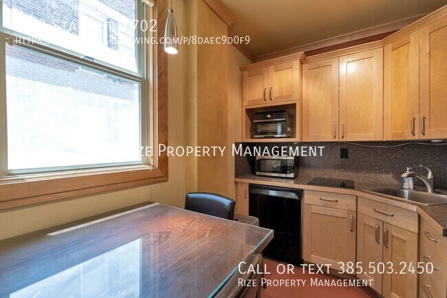 Photo - Welcome to The Belvedere! Unidad 702