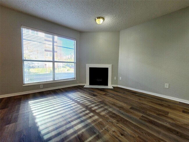 1901 N Fitzhugh Ave Unidad 8