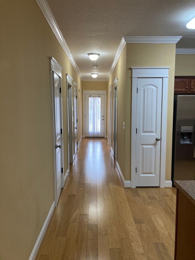 Photo - 33 Ashmaline Ln