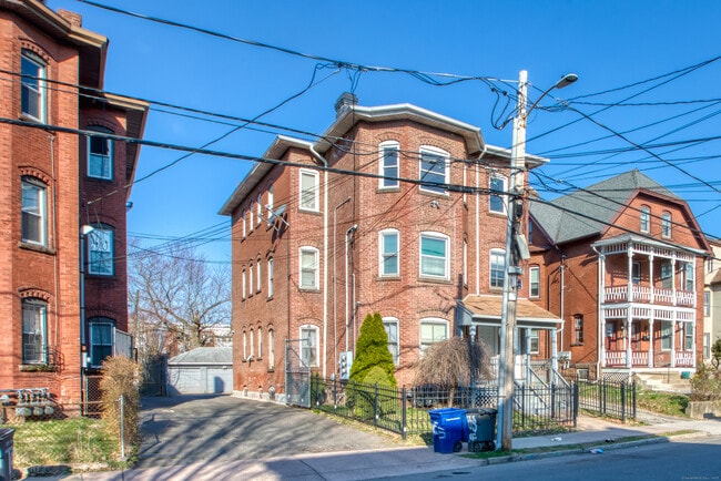 Photo - 103 Hungerford St Unit 3RD FL