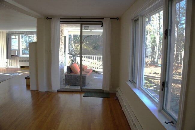 Photo - 139 Grove St