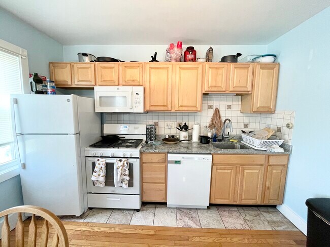 Photo - 65 Preble St