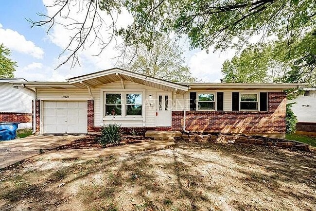 Building Photo - 11020 Linnell Dr