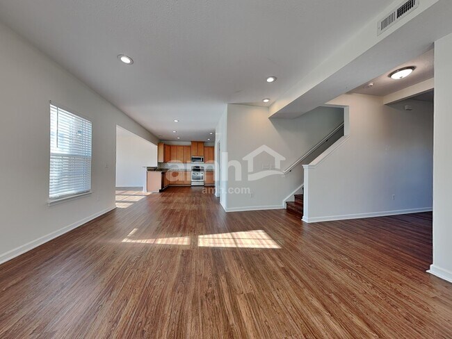 Photo - 1395 Apple Farm Dr