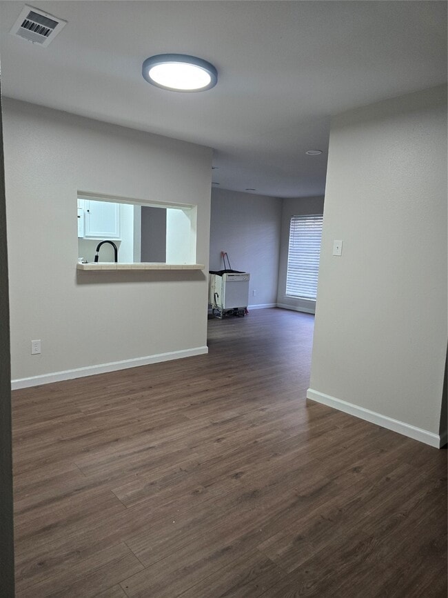 Photo - 508 N Texas Ave
