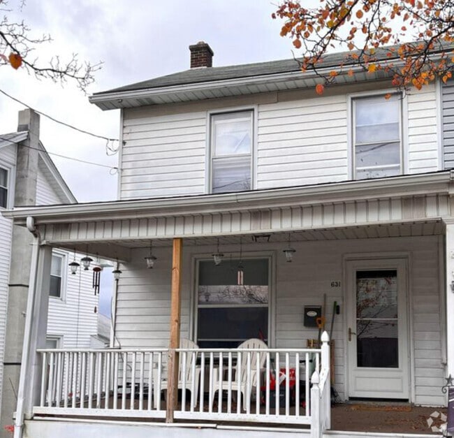 Building Photo - 631 North St Rental