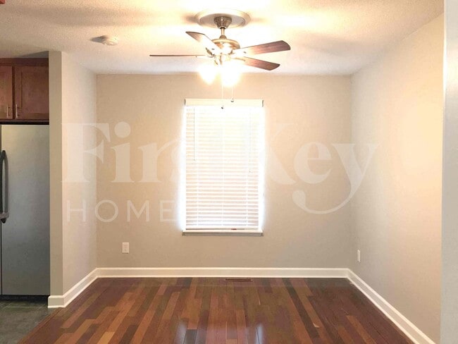 Photo - 14805 S Wyandotte Dr