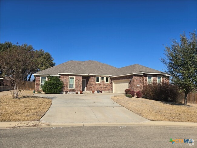 Building Photo - 8004 Ridgeway Ct Rental