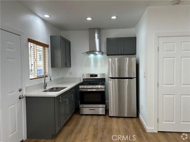 Building Photo - 4845 Coldbrook Ave Rental