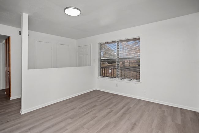 Photo - 1410 S Elizabeth Ave Unit 204