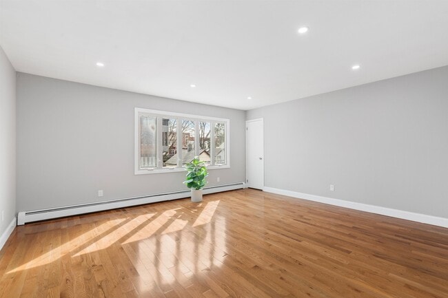 Photo - 29 Cambridge Ave Unit 2