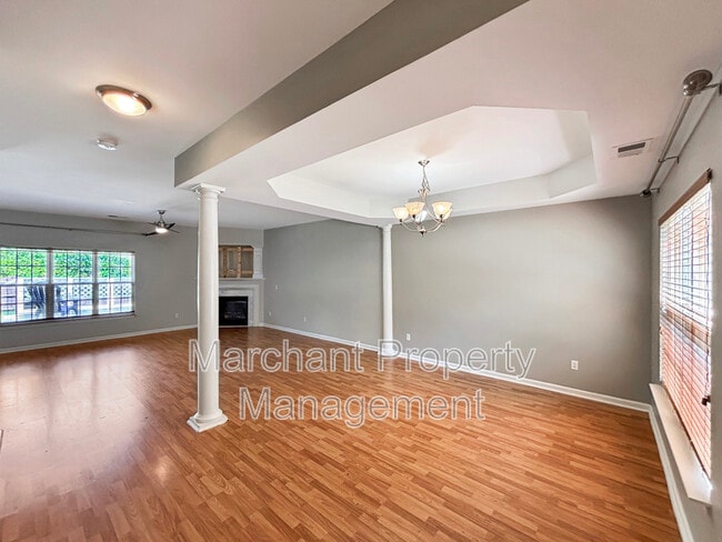 Photo - 11 Joggins Dr