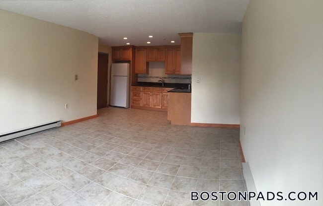 85 Charles St Unit 2