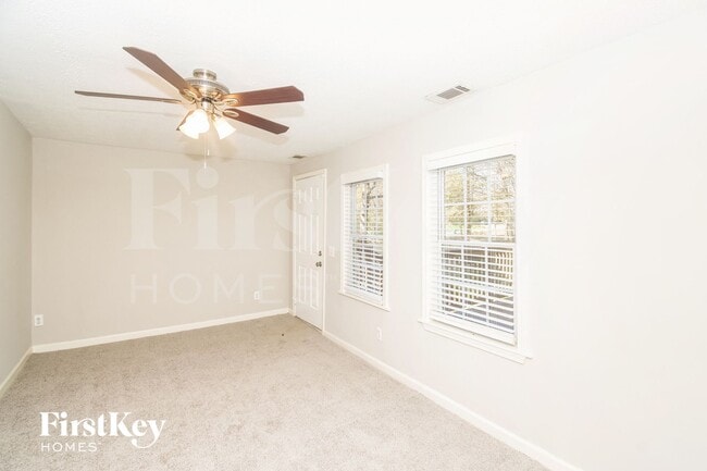 Photo - 3966 Oglesby Rd