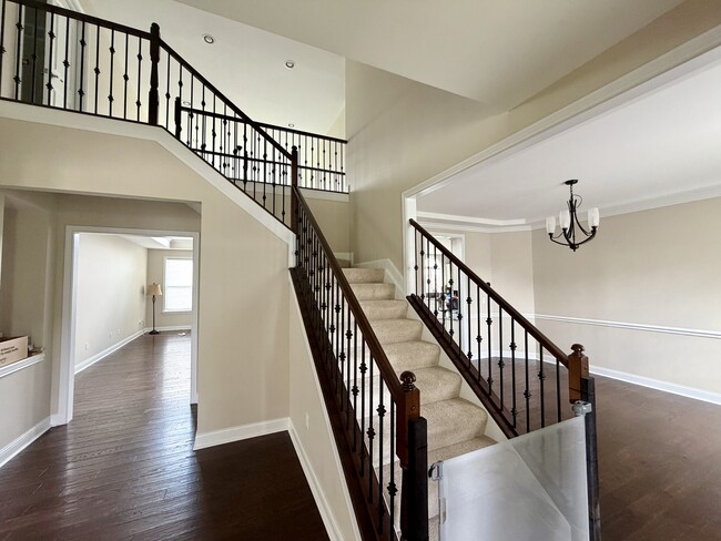 Photo - 3137 Broadstone Dr